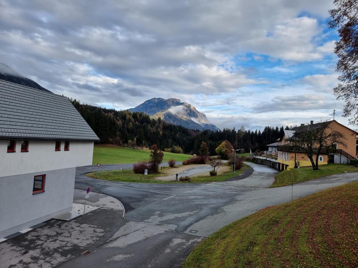 Karnischer Hof Sankt Stefan an der Gail Exterior photo